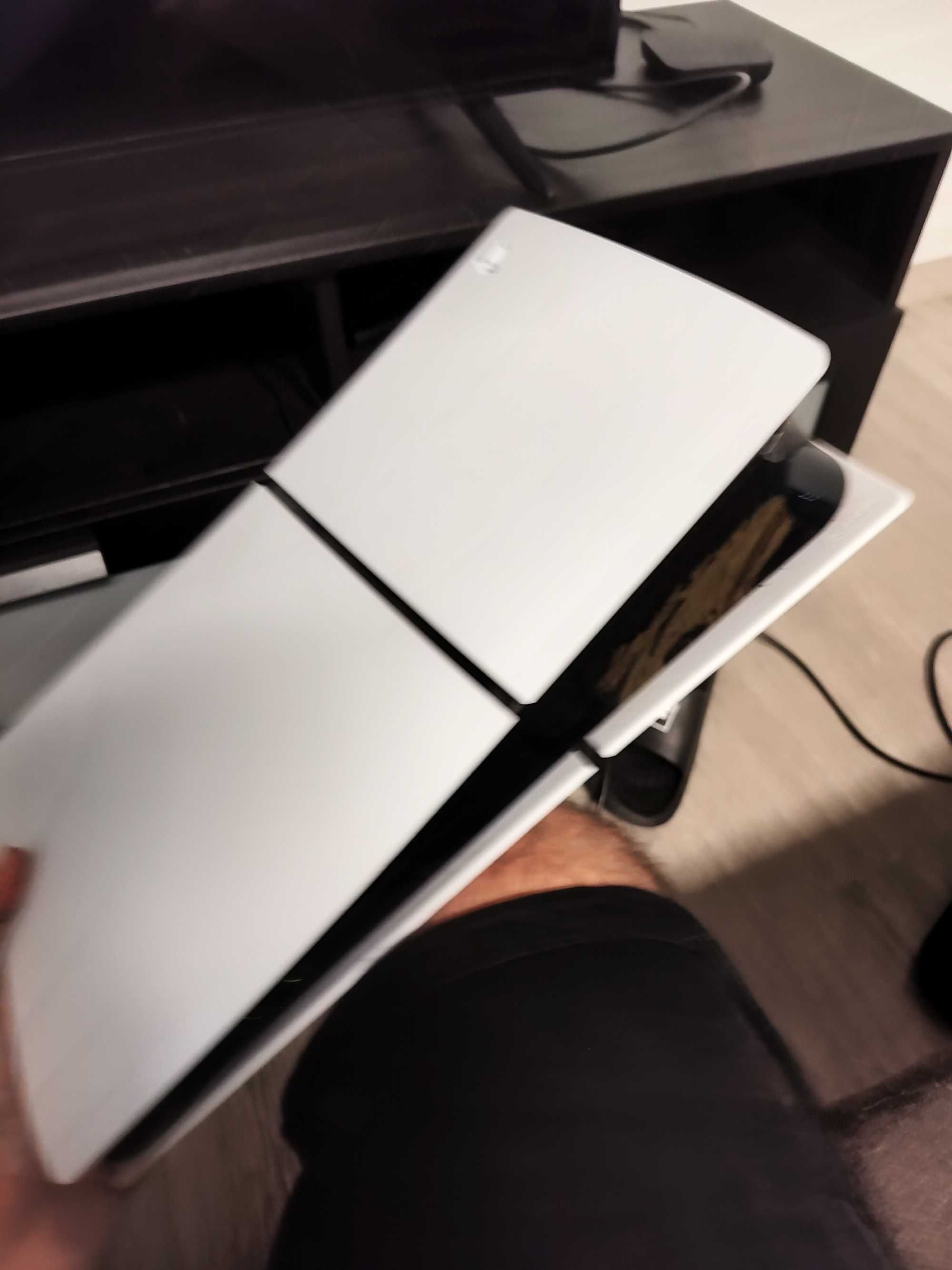 PS5 versão digital+2 comandos
