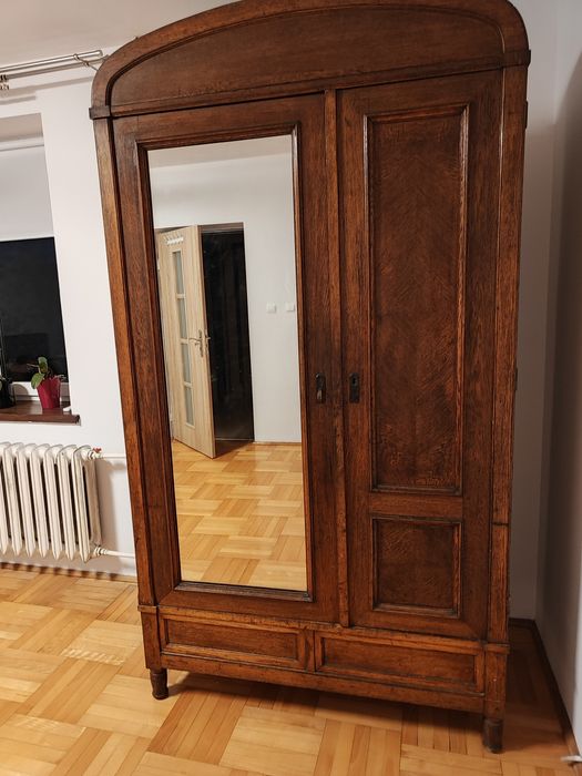 Szafa z lustrem do renowacji