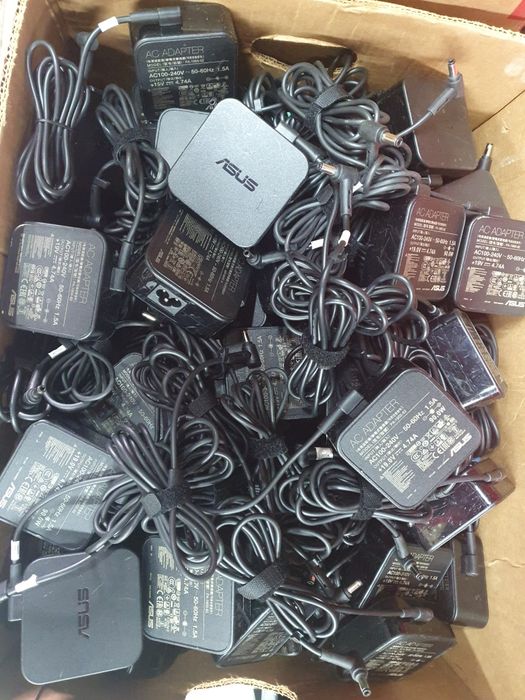 Зарядка зарядное блок питания живлення ASUS 90w 5.5×2.5mm 19v/4.74a