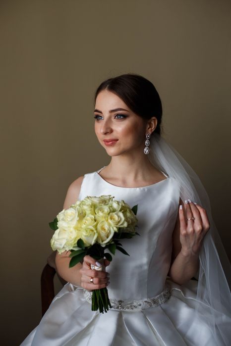 Весільна сукня, світлий айворі. Весільне плаття. На розпис. На шлюб
