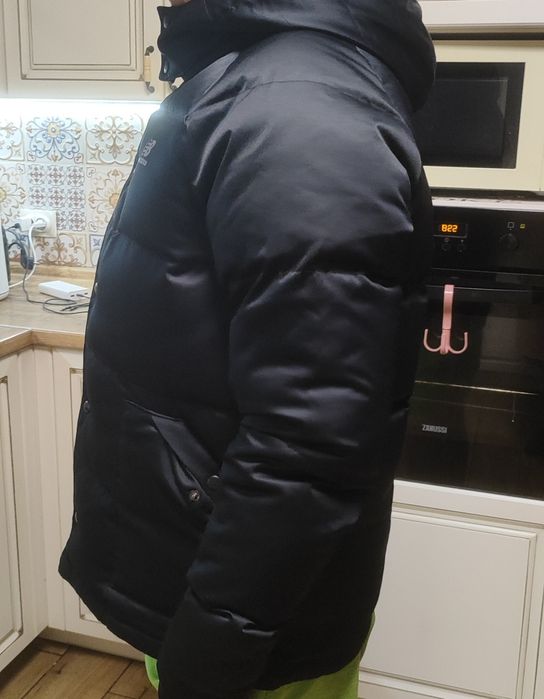 Пуховик new balance