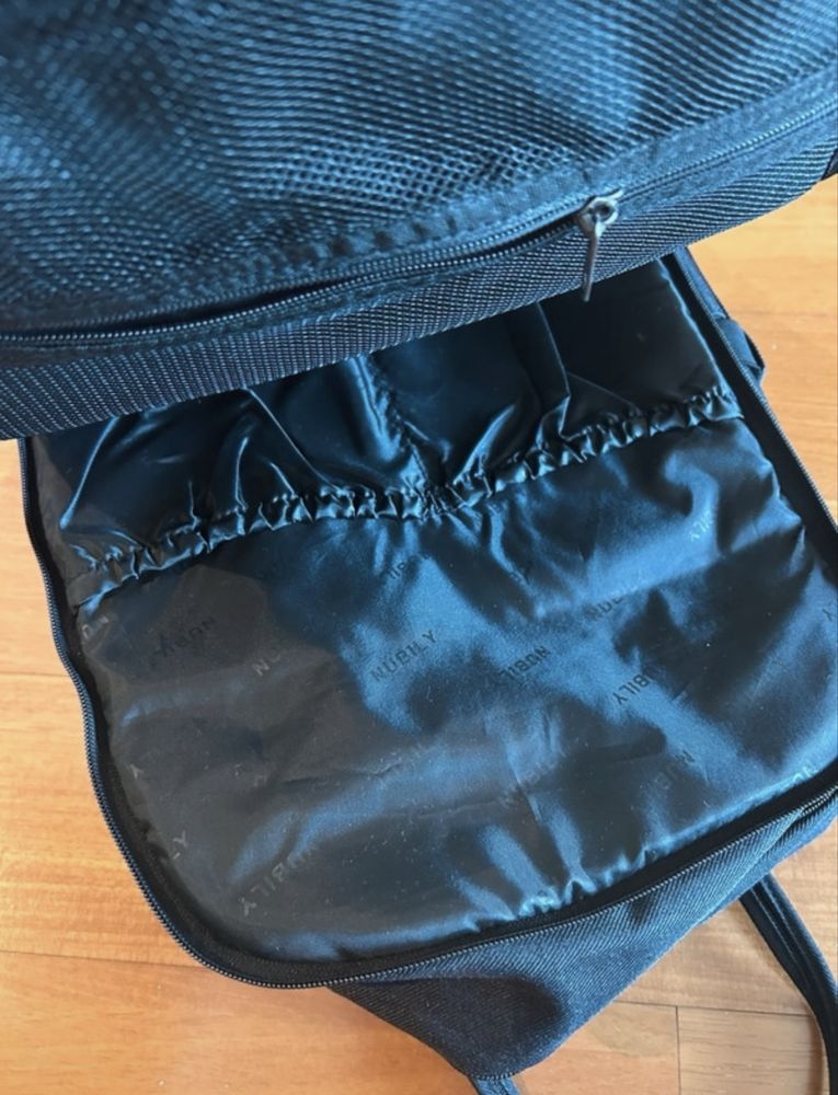 Mochila com compartimentos