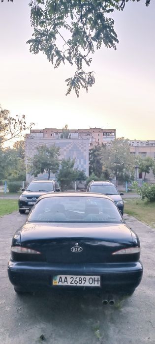 Продам kia clarus 1.8 бензин