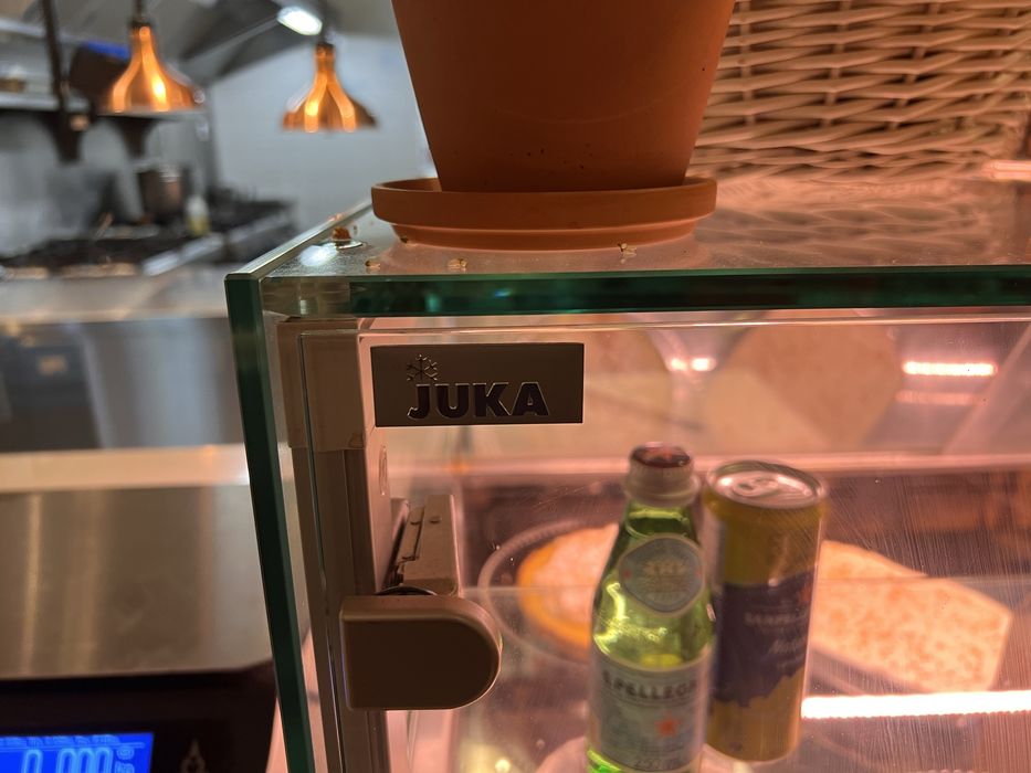 Lada chłodnicza Juka MODENA W 125/SZPM