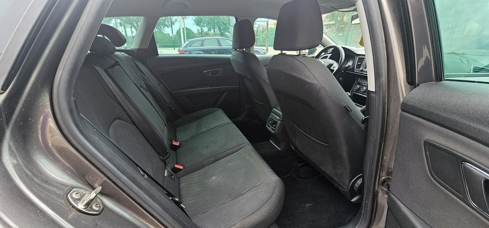 Seat Leon 1.6 tdi 15 como nova