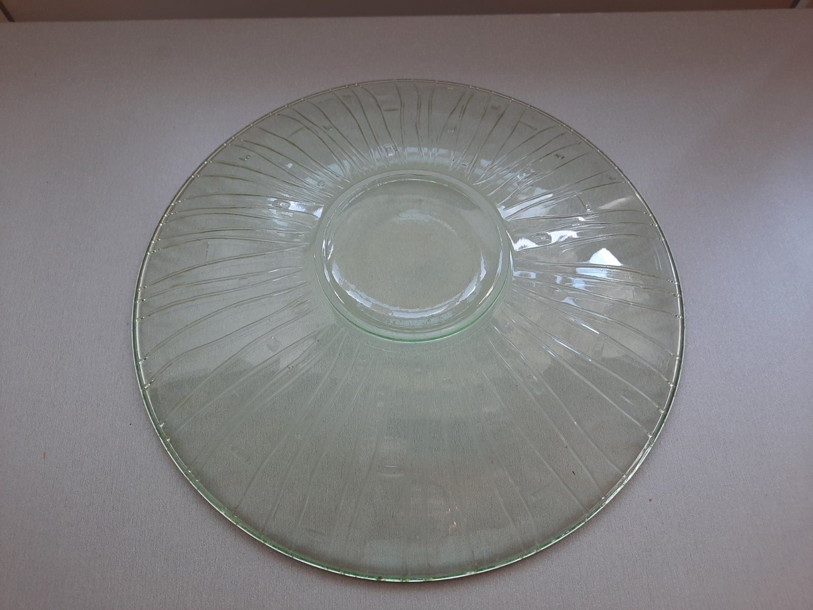 Стеклянная тарелка блюдо из стекла ссср