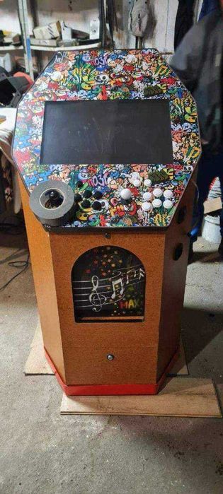 Automat do gier zręcznościowych / Arcade – w pełni sprawny