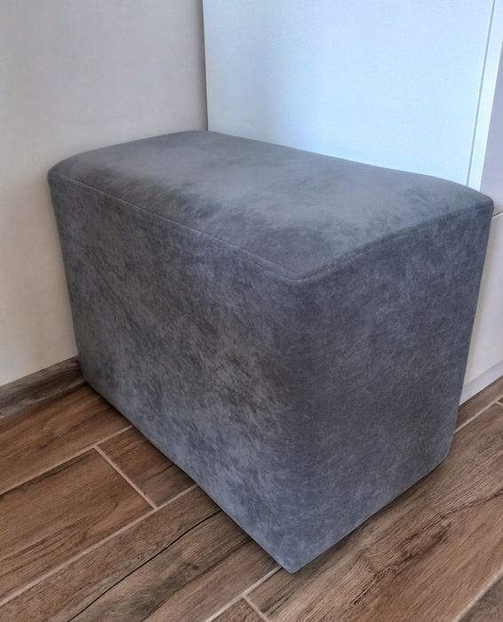 Пуф темно-сірого кольору