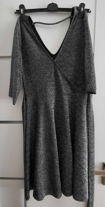 Sukienka wieczorowa srebrno-czarna