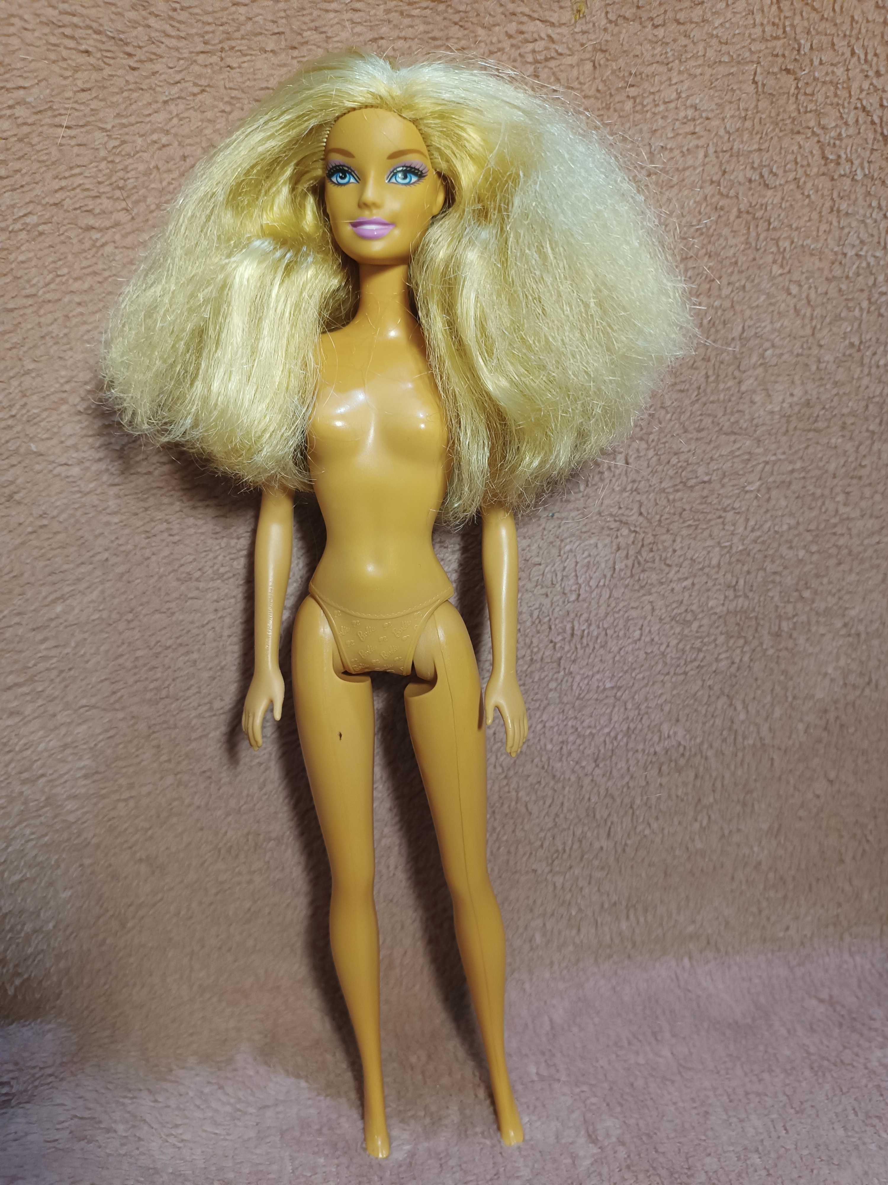Barbie stereotypowa blondyna