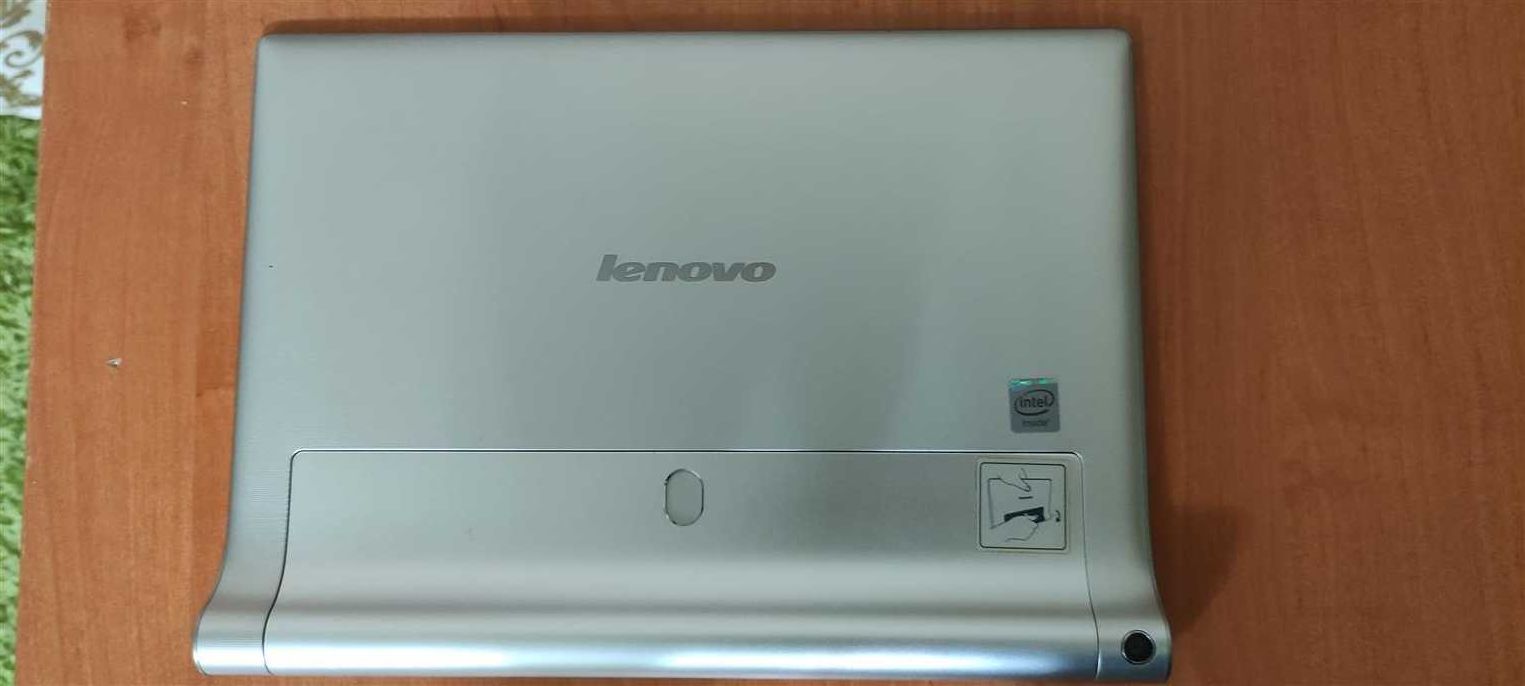 Планшет Lenovo yoga tablet 2-1050L