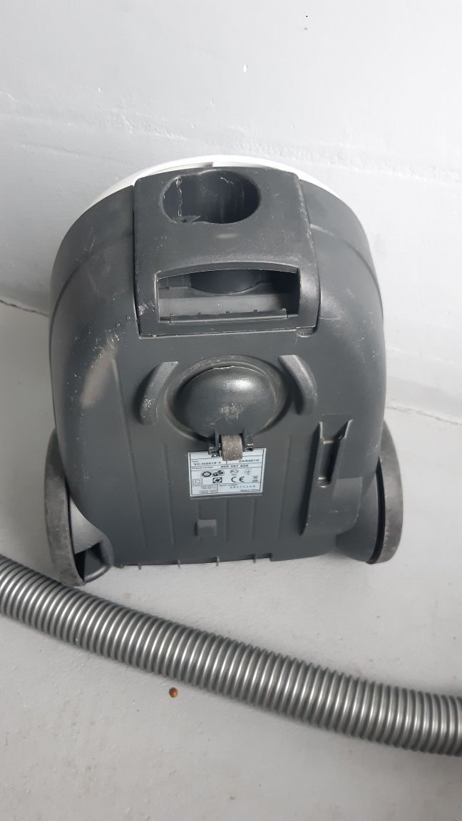 Odkurzacz Zanussi ZAN 3010 VC-H3319-4