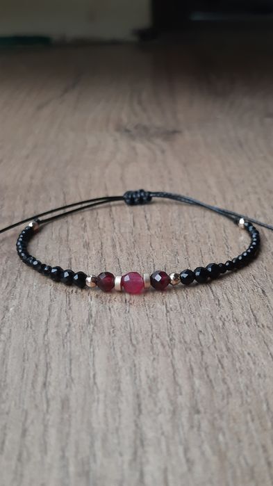 Bransoletka  czarny/różowy turmalinem, granat