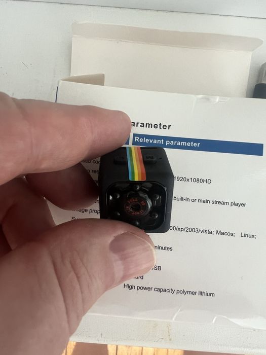 Продам миникамеру HD sq11