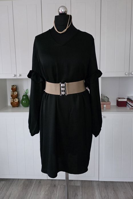 Czarna elegancka lsukienka plus size 48 andrzejki święta sylwester