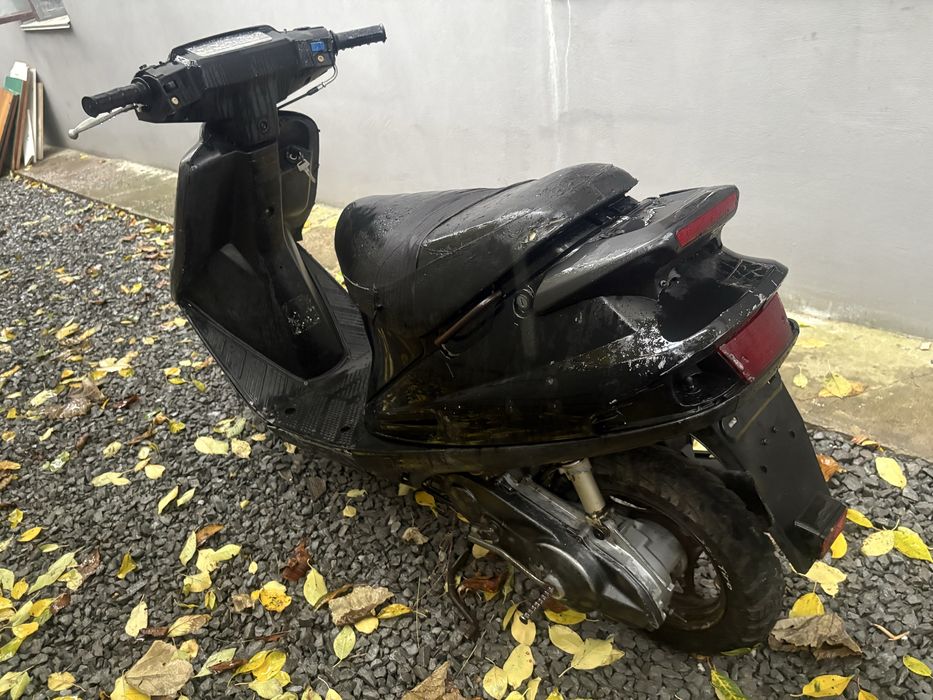 Скутер suzuki На ходу