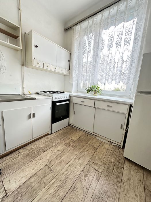 Metro Szwedzka /Praga Północ 2 pokoje do remontu