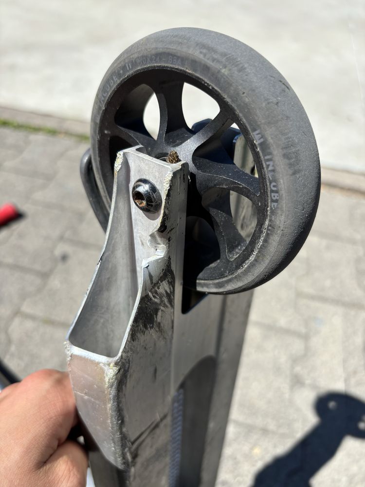 Bmx i hulajnoga wyczywona