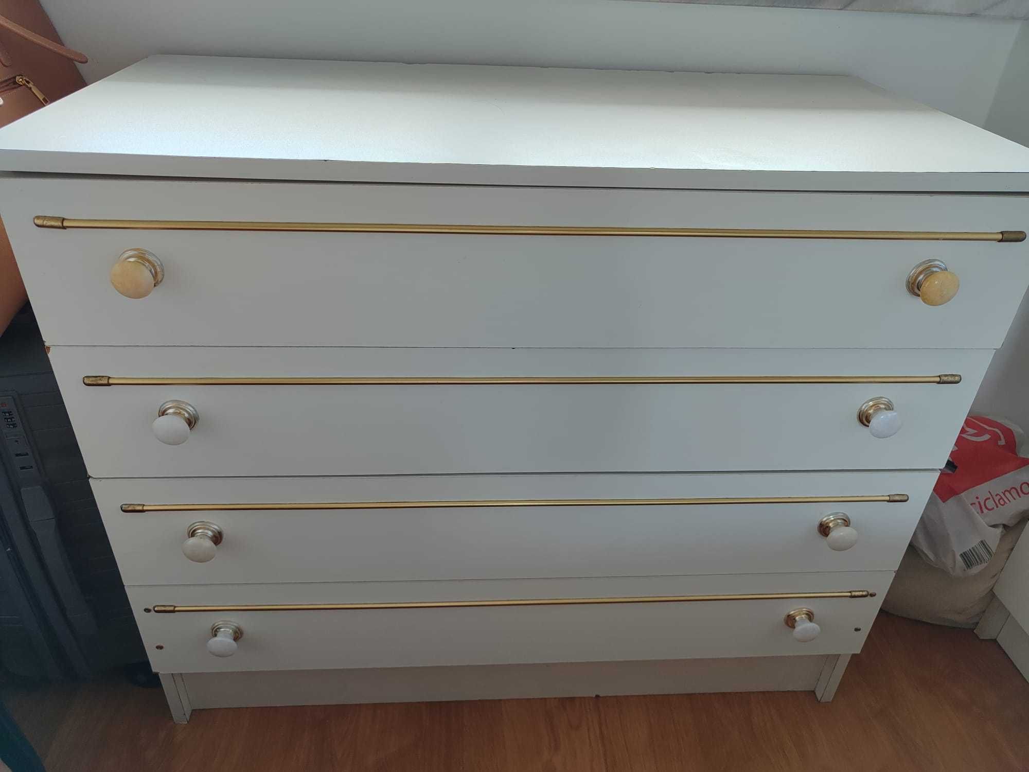 Conjunto móveis quarto branco (5 peças)