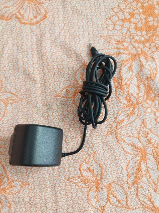 Ładowarka retro Noki z grubym bolcem