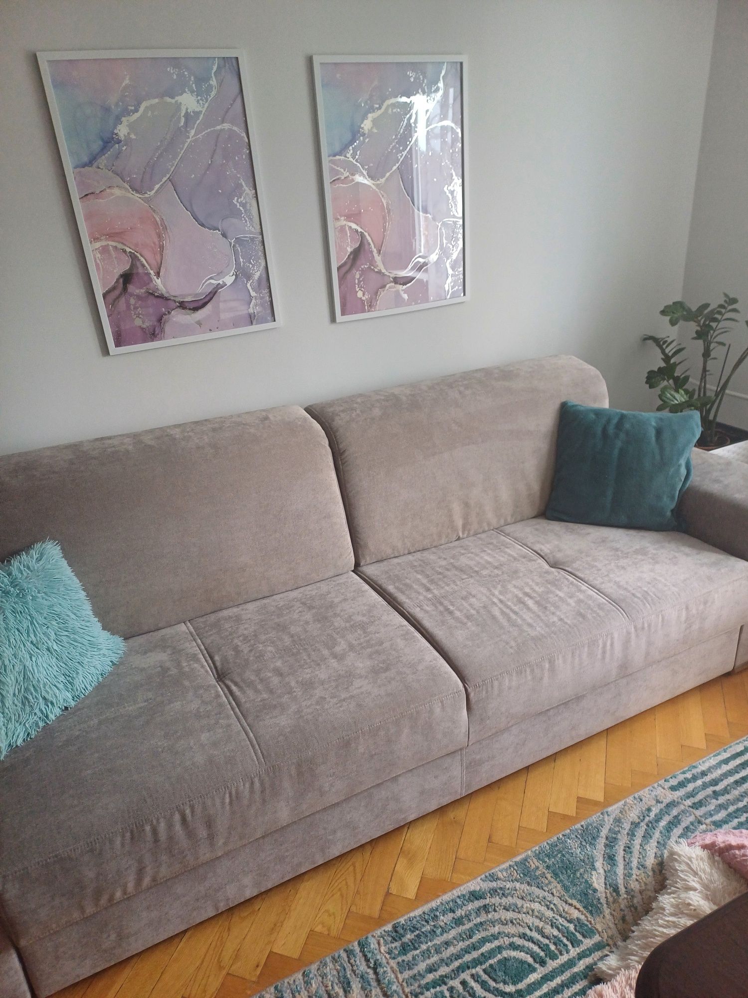 Sofa rozkładana  do salonu