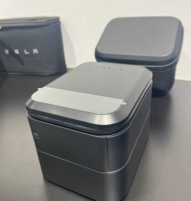 Компресор Tesla Air Compressor + Tire Repair Kit 3.0 NEW | Оригінал