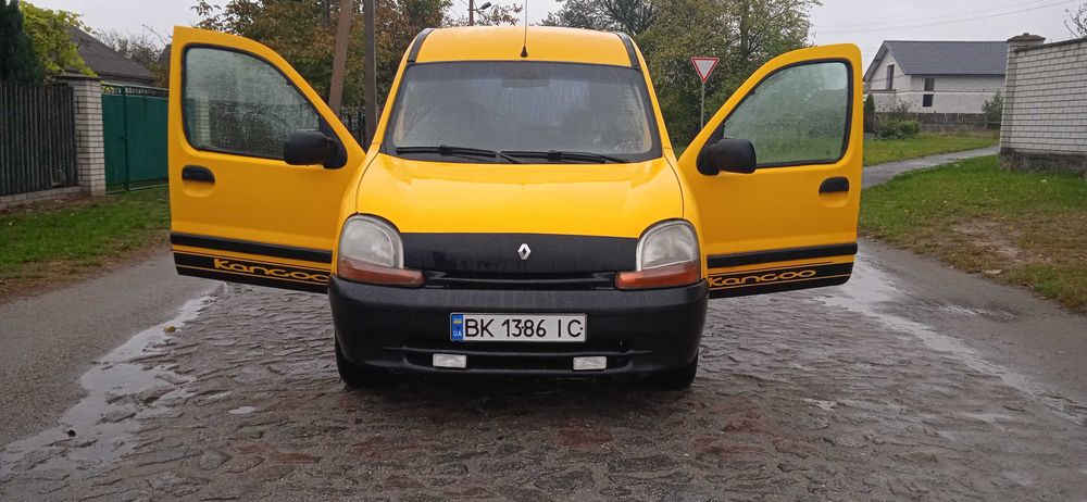 Мінівен Renault Kangoo Пасажир 2000 року. 1,9D Простий дизель