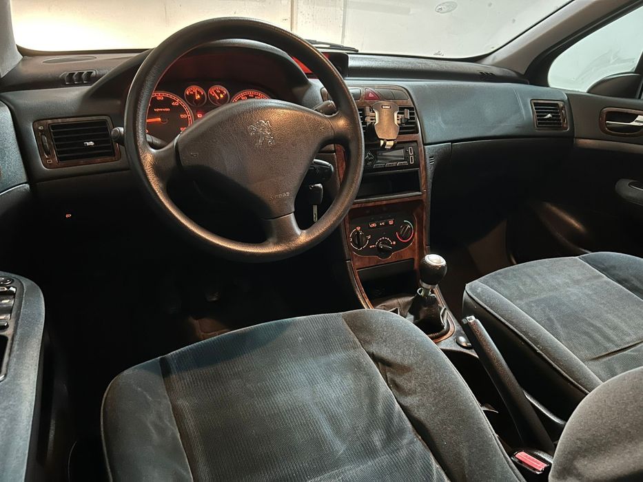 PEUGEOT 307 Break 1.4cc ano 2002