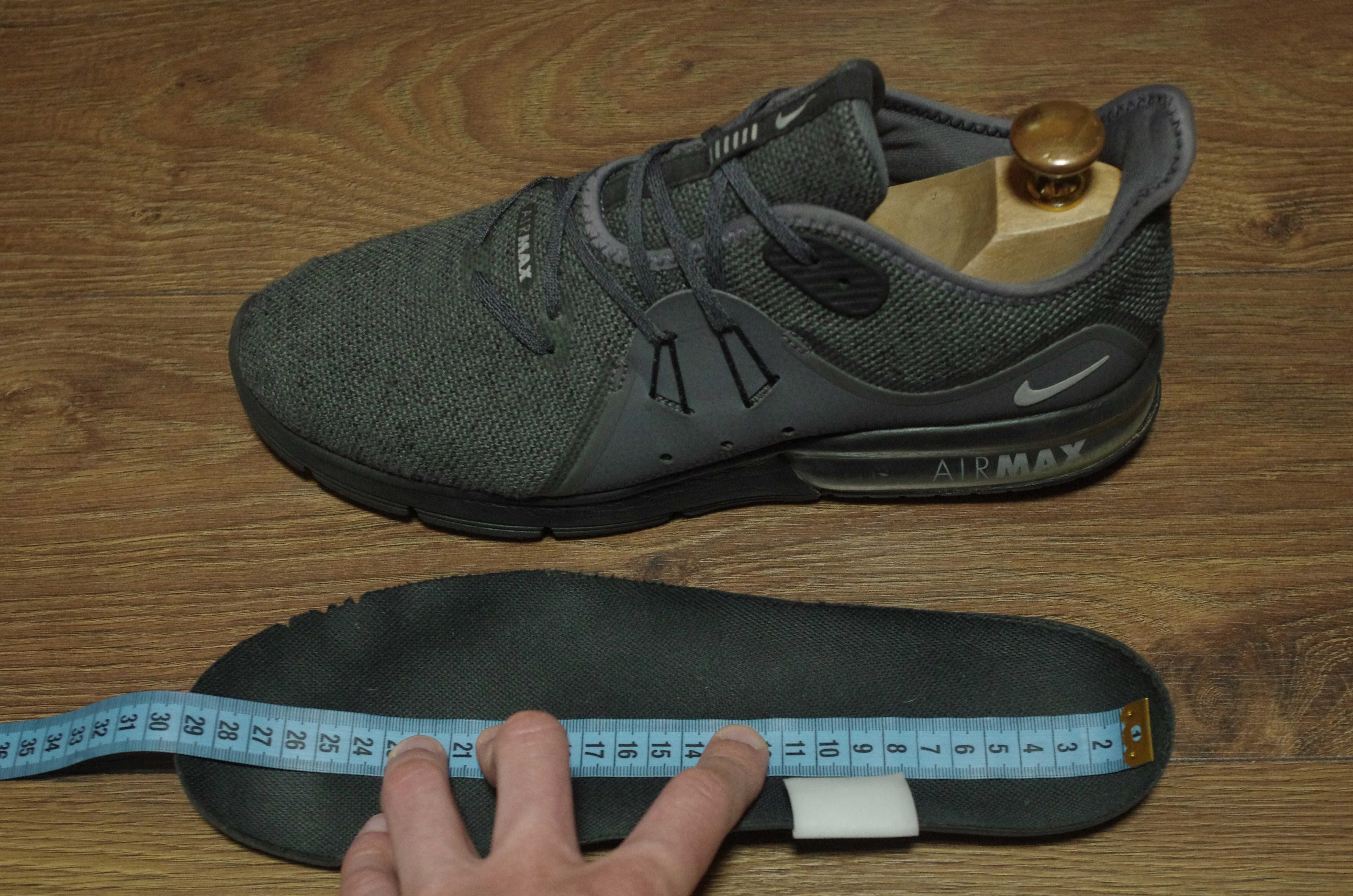 Nike Air Max Sequent 3 Gray Spezial Air Max 95 Zoom Pegasus 35 45р