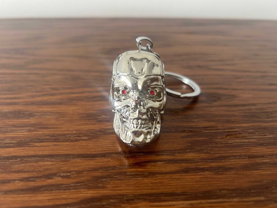 Terminator czaszka brelok breloczek brelok do kluczy Terminator
