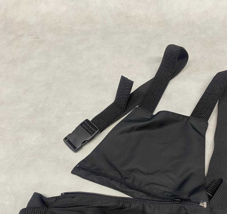 Spodnie narciarskie Czarny+ białe wstawki roz. M-176cm.