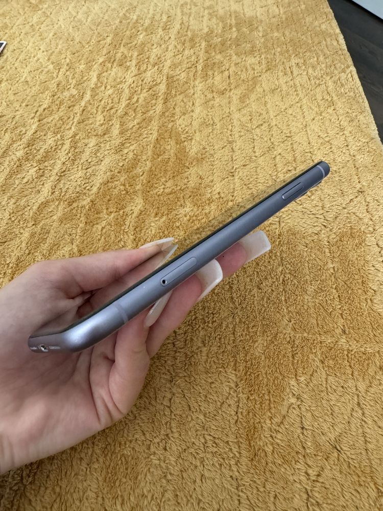 SPRAWNY Iphone 11 64GB Fioletowy