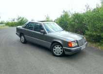 Mercedes Benz W 124 2,5 AUTOMAT 90 KM ALUFELGI Szyberdach SALON POLSKA