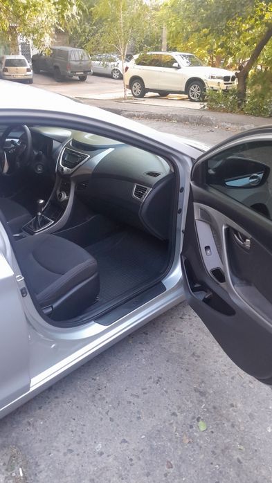 Обмін авто на нерухомість, квартиру в Місті  Elantra