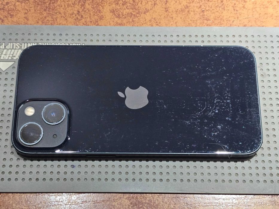 FV23% Używany - Apple iPhone 13 128GB Czarny (3) - GSM Baranowo