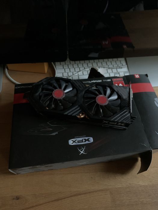 karta graficzna XFX RX580 8gb!