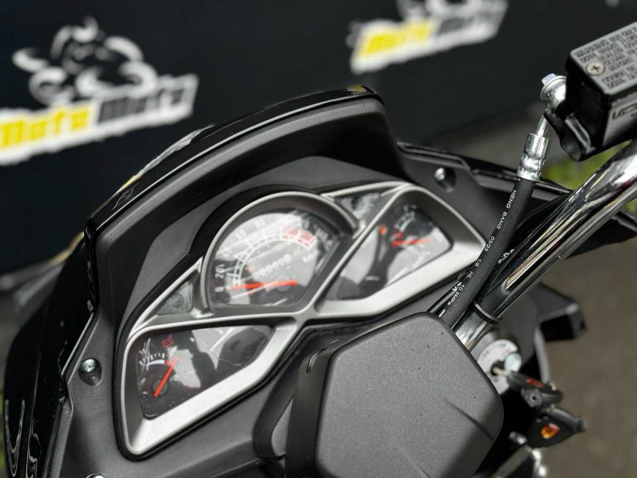 Скутер SPARK SP150S-18