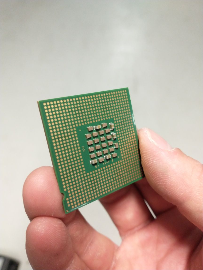 Procesor Intel Pentium 4, 630, 3 GHz, 3000 MHz, socket LGA775, 64-bit