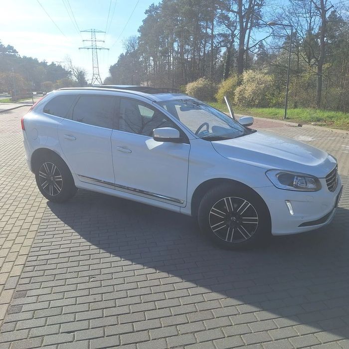 Volvo XC 60 Volvo XC60 SUMMUM z 2017, pierwszy właściciel, 4x4,m automat, f VAT