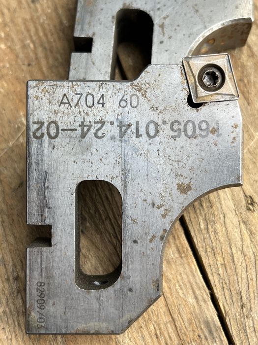 Kasety tokarskie z płytką • 2 szt. • typ 605.014.24-02