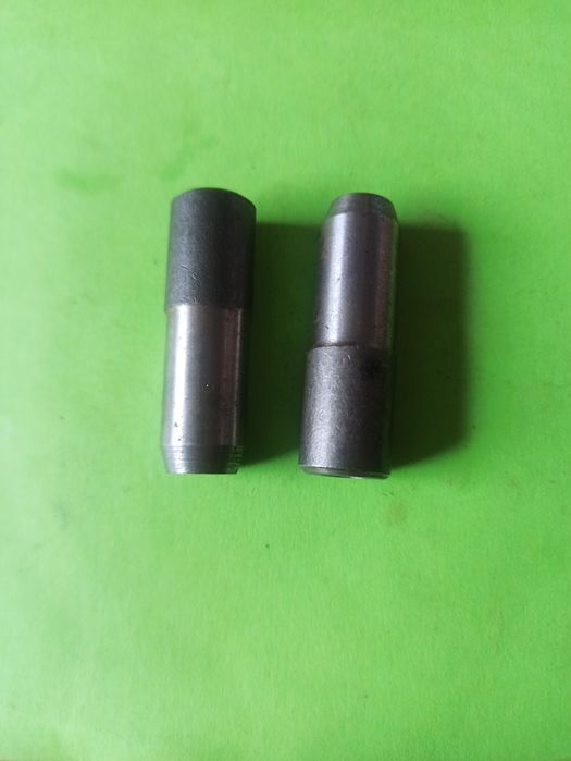 Направляюча клапана мотоцикла МТ