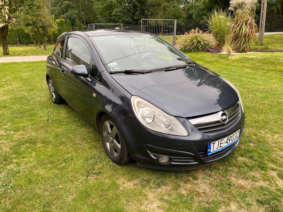 Sprzedam Opel Corsa D  Jędrzejów