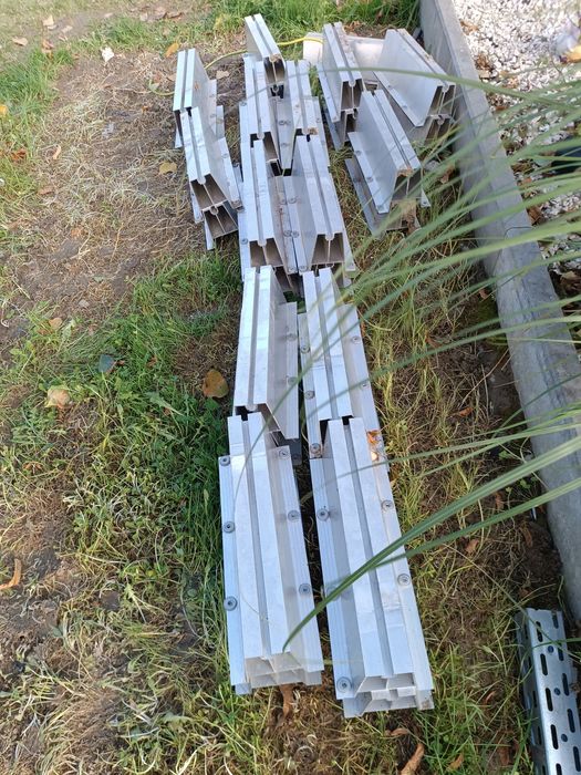 Uchwyty do paneli fotowoltaicznych