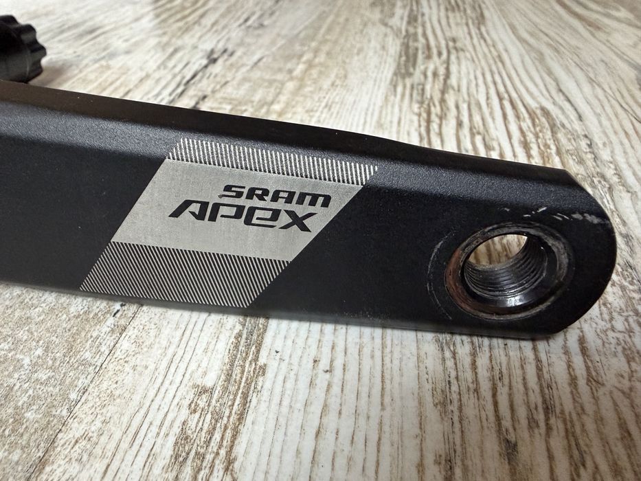 Korba SRAM APEX z pomiarem mocy