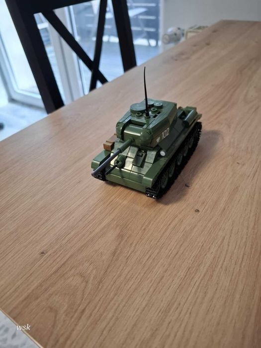 Cobi Czołg rudy 102 w skali 1:48