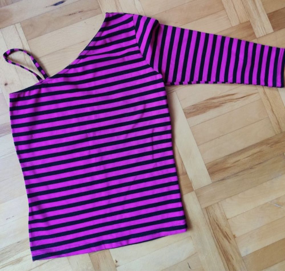 Różowa bluzka Fishbone na jedno ramię M / L