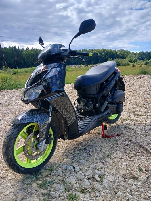 Продам Aprilia Sport Siti 200