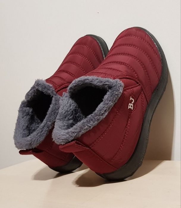 Buty damskie śniegowce 25,5cm (40) na suwak ocieplane wodoodporne czar