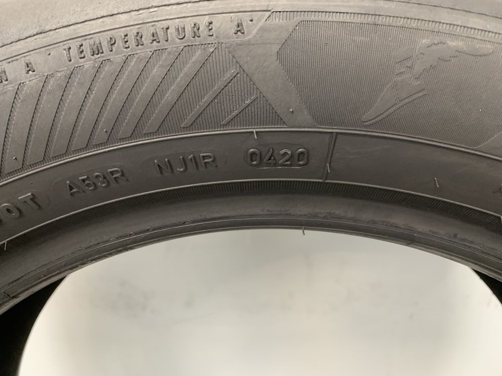 4x 215/55/17 GoodYear EfficientGrip Performance 2 / 7,5mm KOMPLET