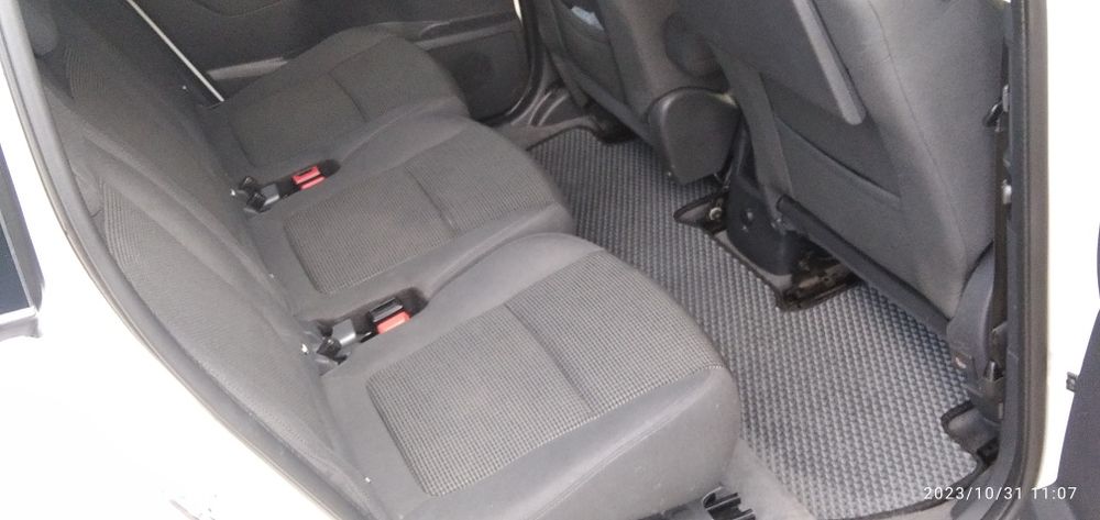 Продам Пежо 5008 1.6d 2014р